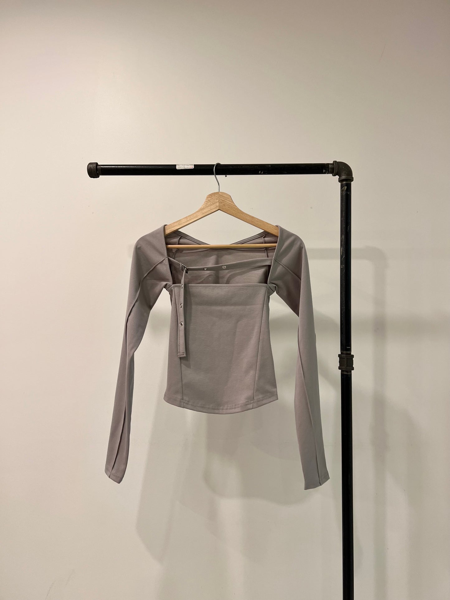 RUDY Belted neckline top
