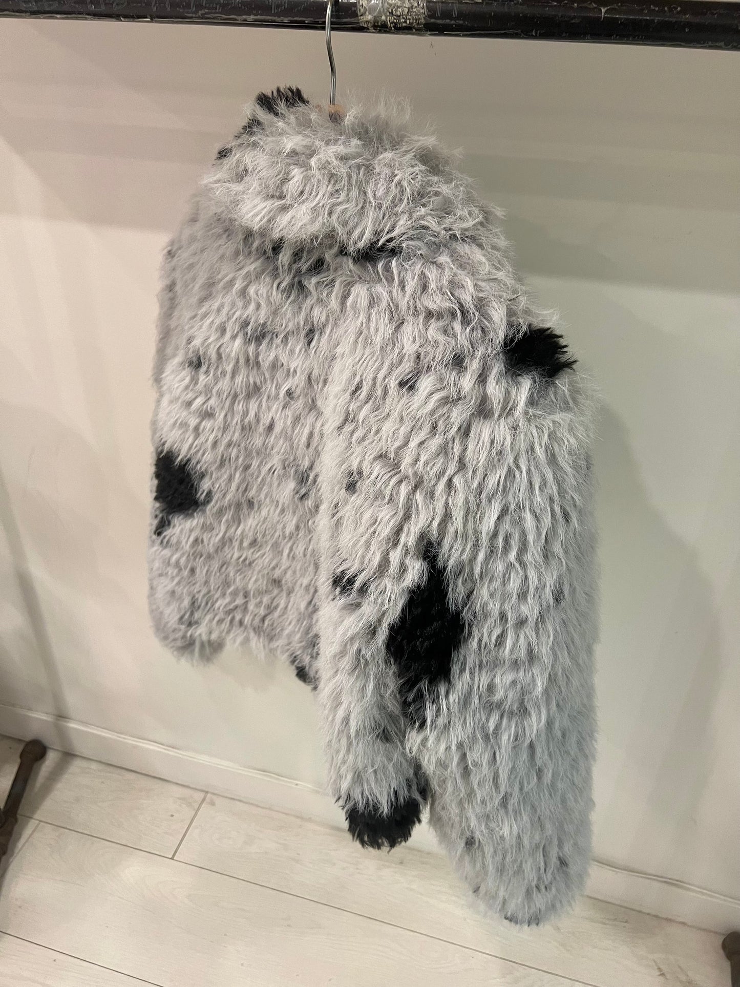 REONA Faux fur jacket