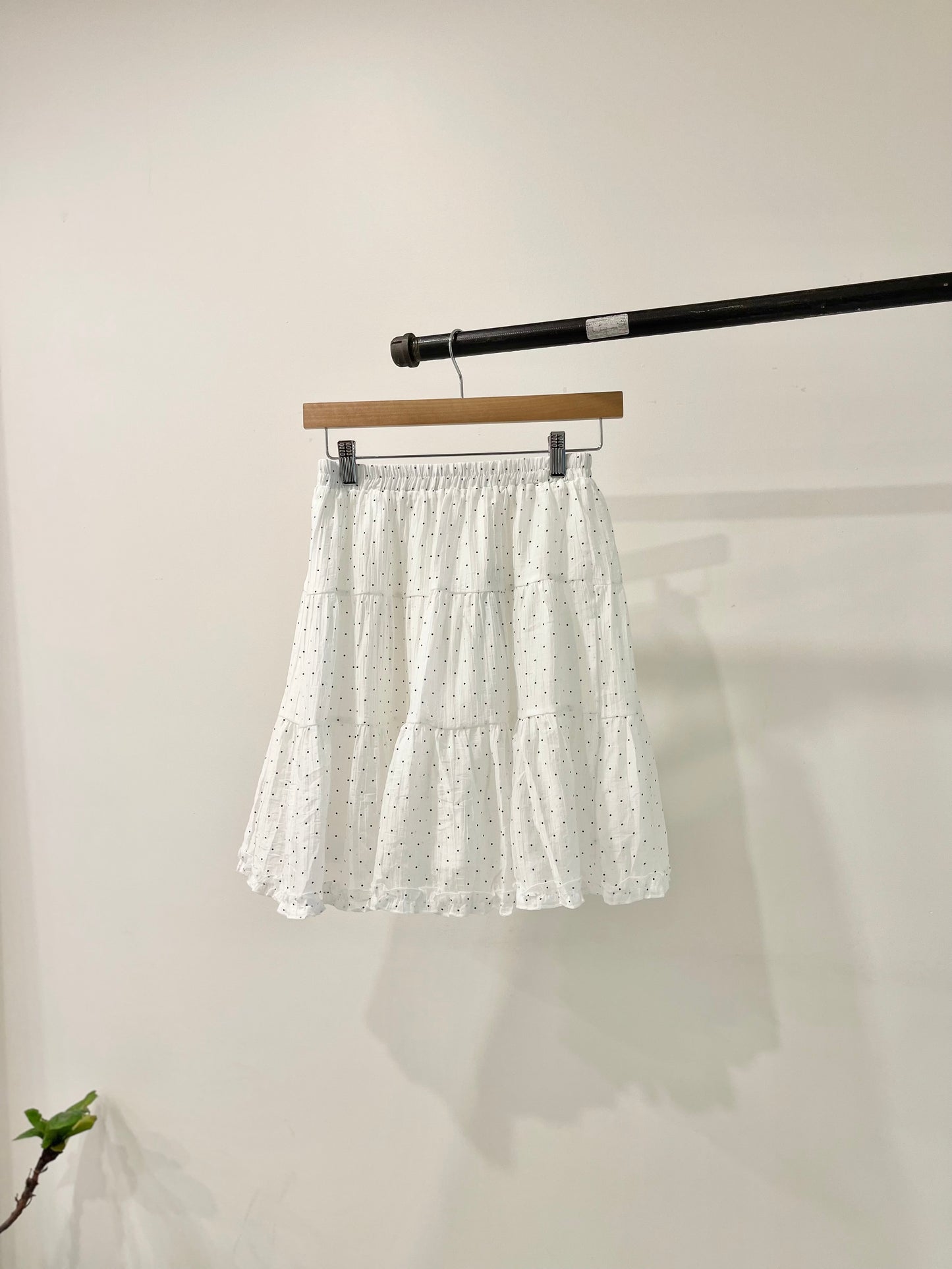 AIRY Polkadot tiered skirt