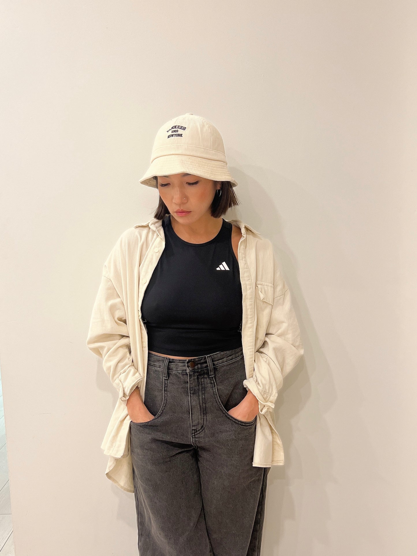 MARU Corduroy bucket hat