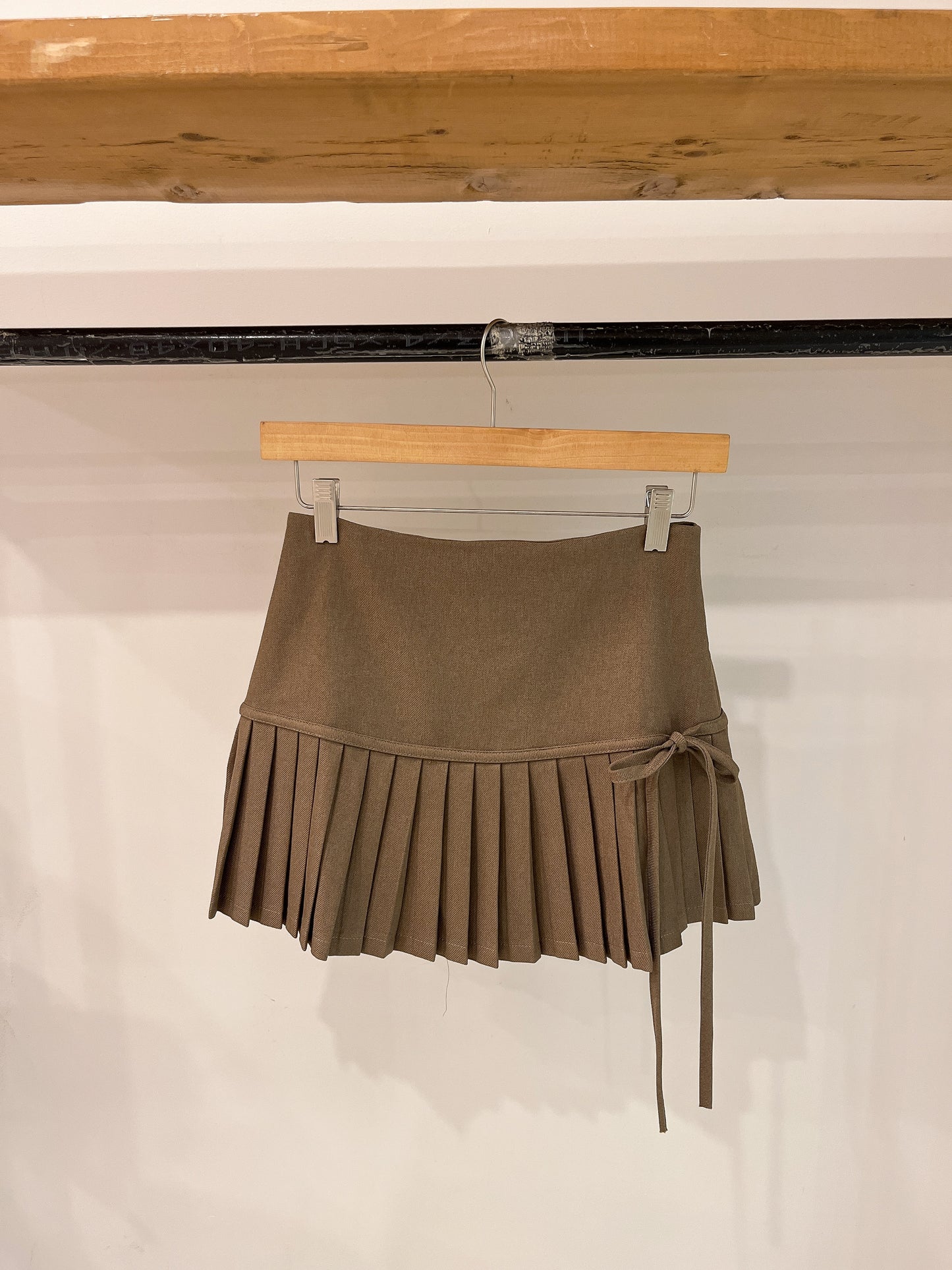 JENNA Pleated mini skirt