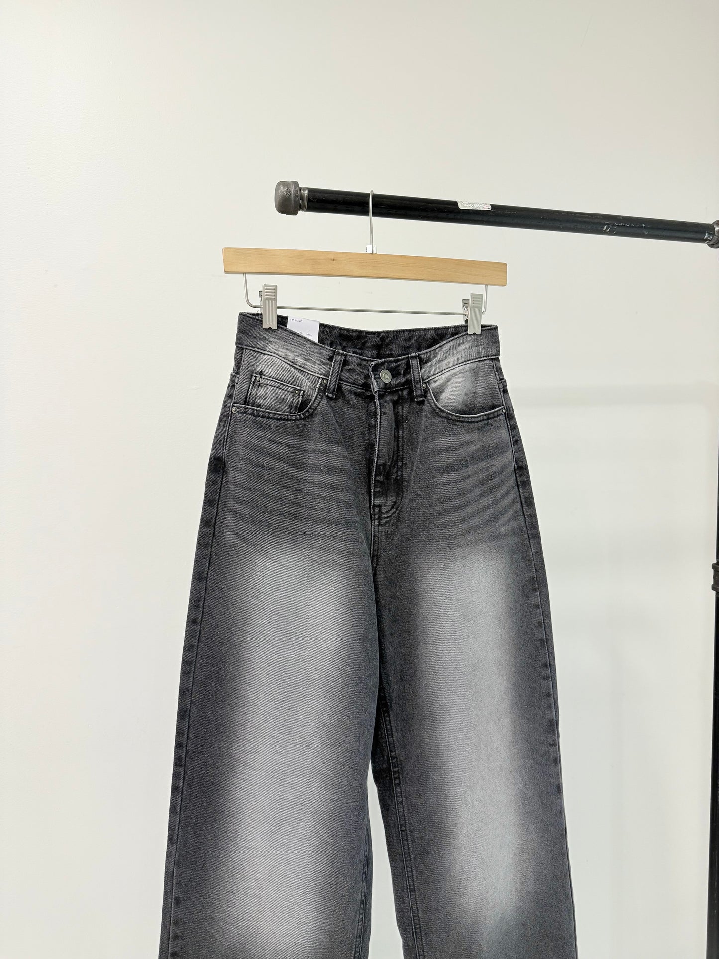 STONE Acid washed baggy jeans
