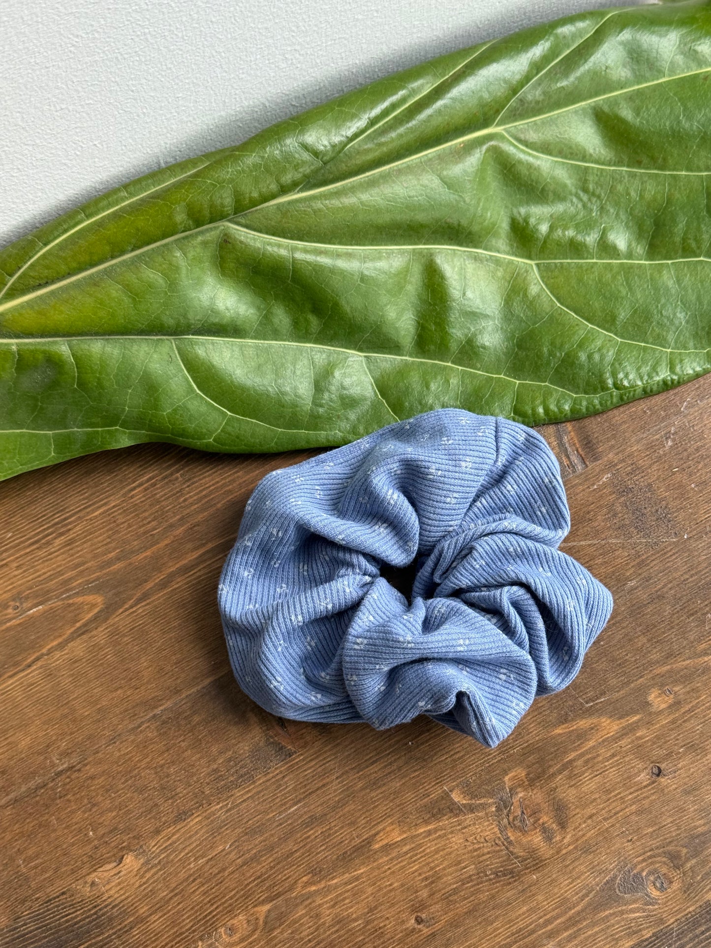 JIJI Scrunchie