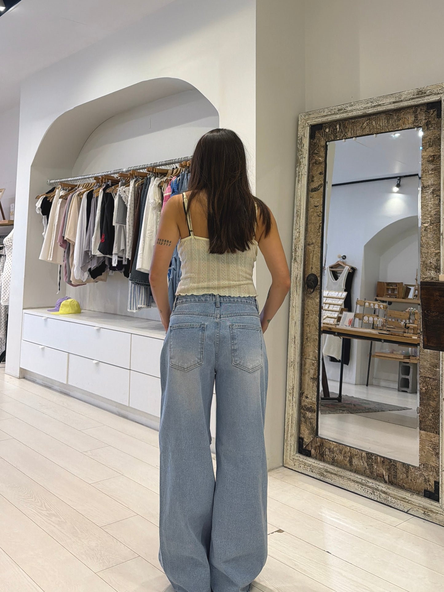 DORA Ripped wide-leg jeans