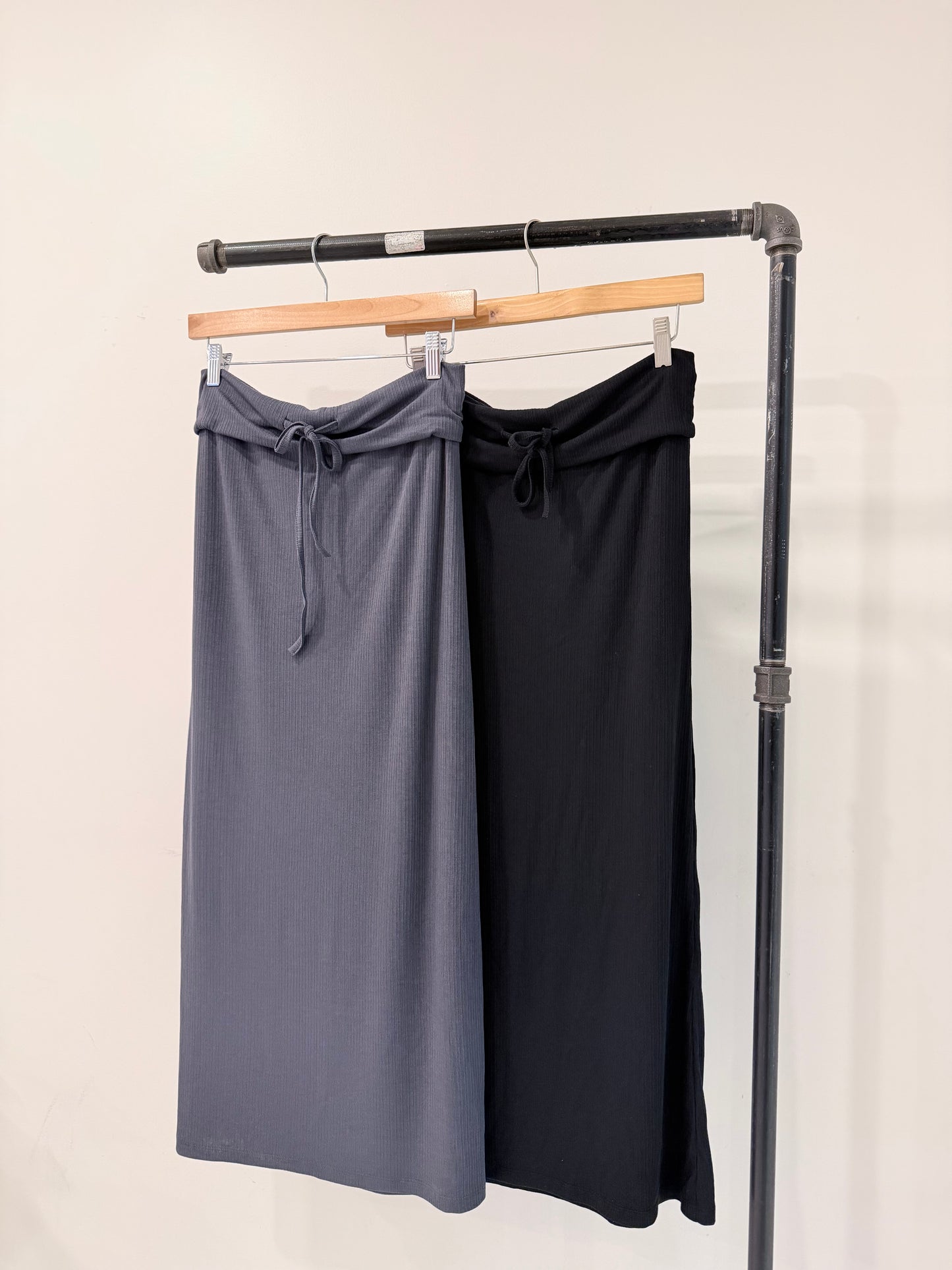 NAOMI Fold-over skirt