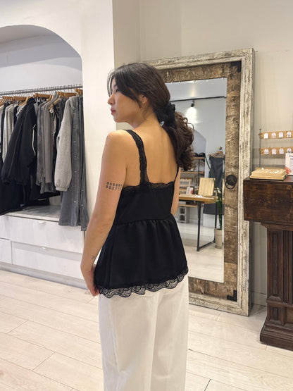 MELLO Satin lace top