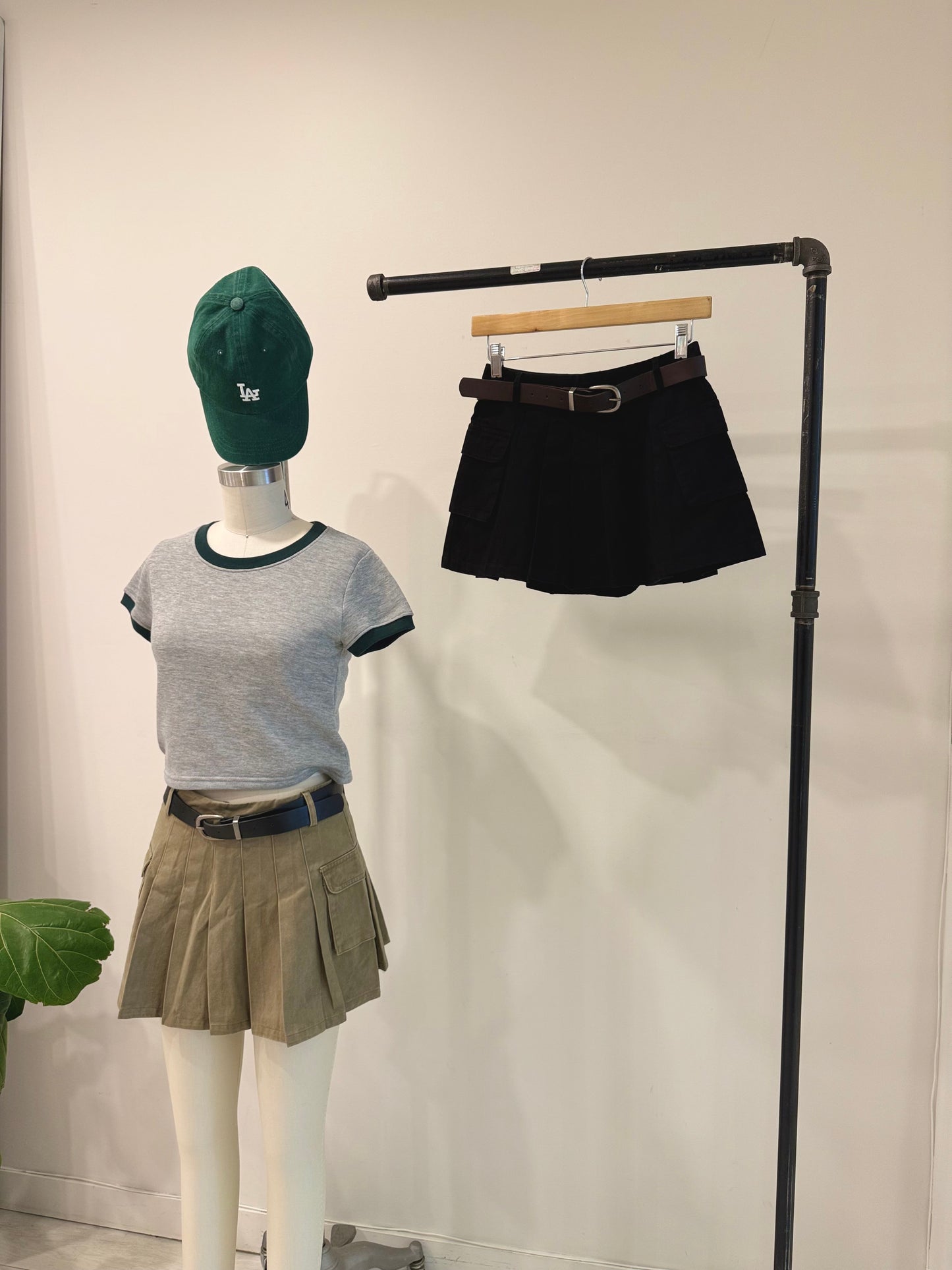 ZELLA Pleated mini cargo skirt