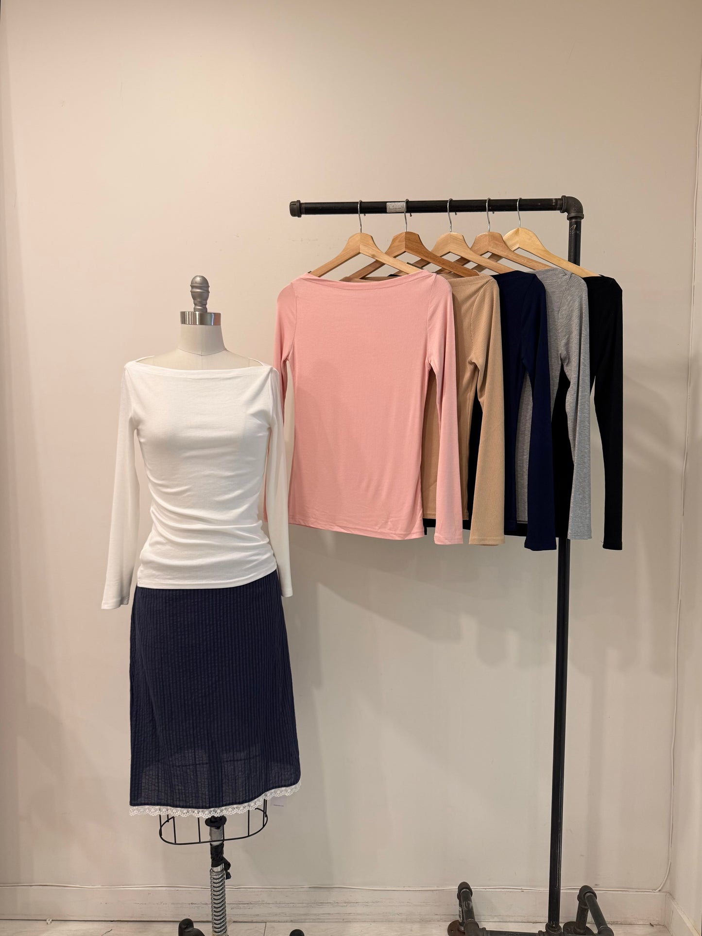 SHEENA Boatneck top