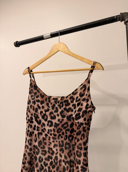 POST Cheetah print dress