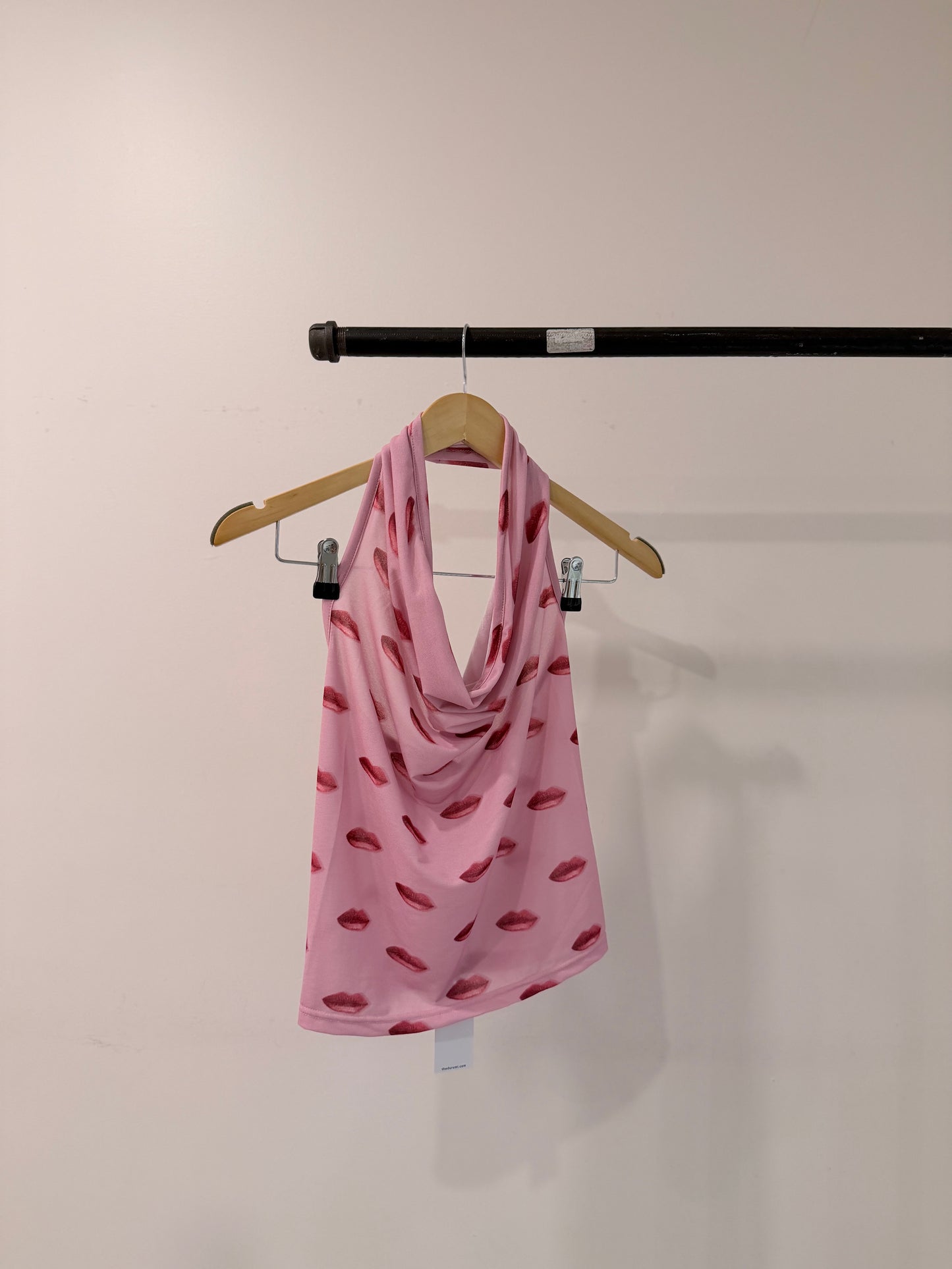 SCARLETT Lip-print halter