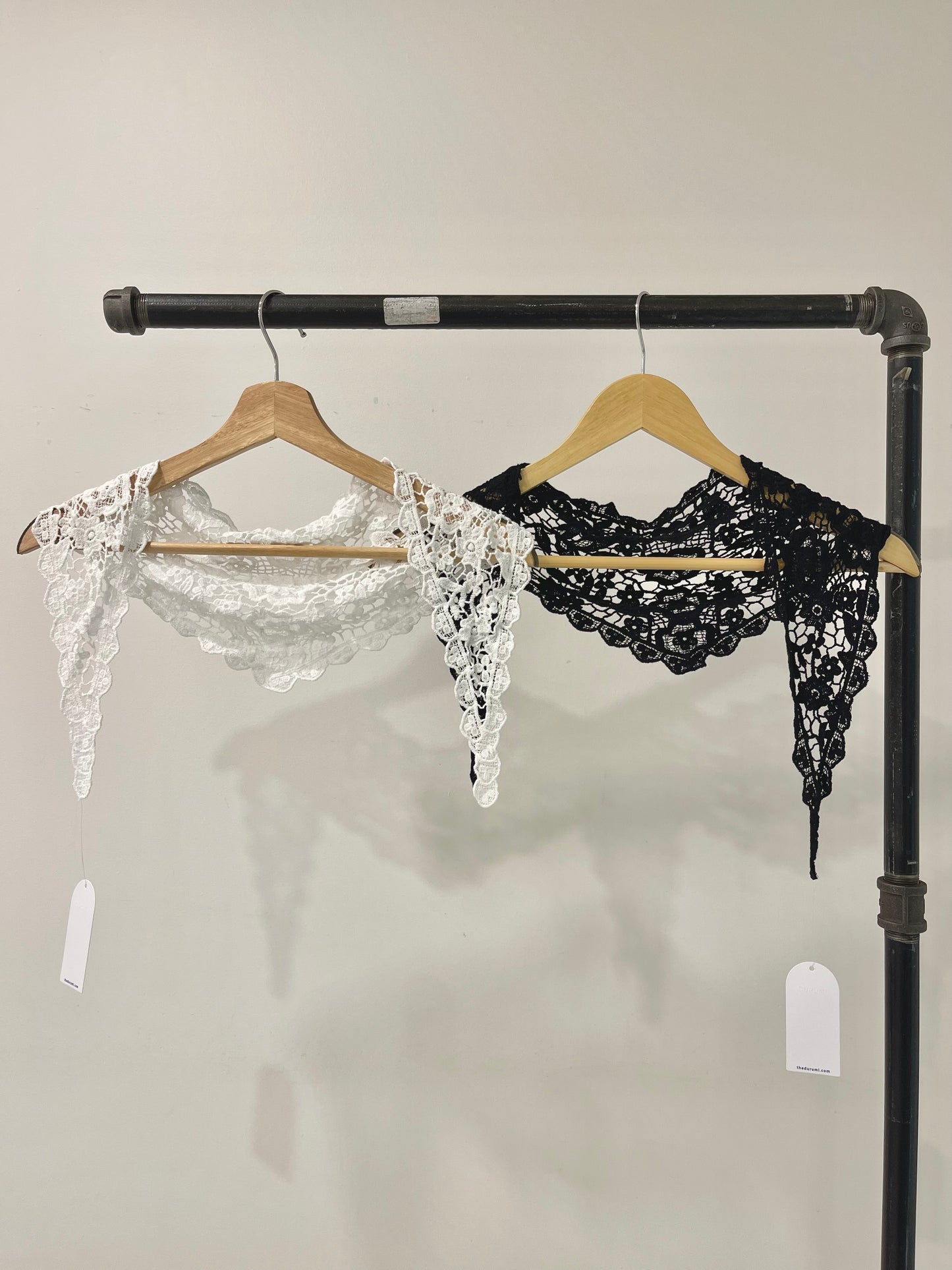 NIKA Lace headscarf