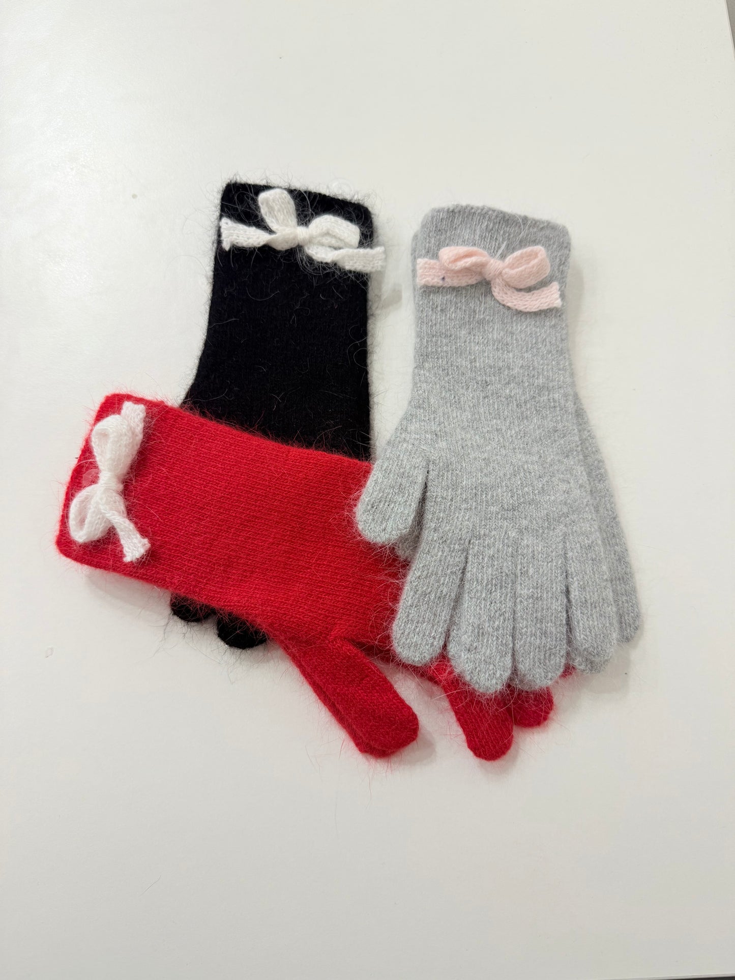 BETTA Bow angora gloves