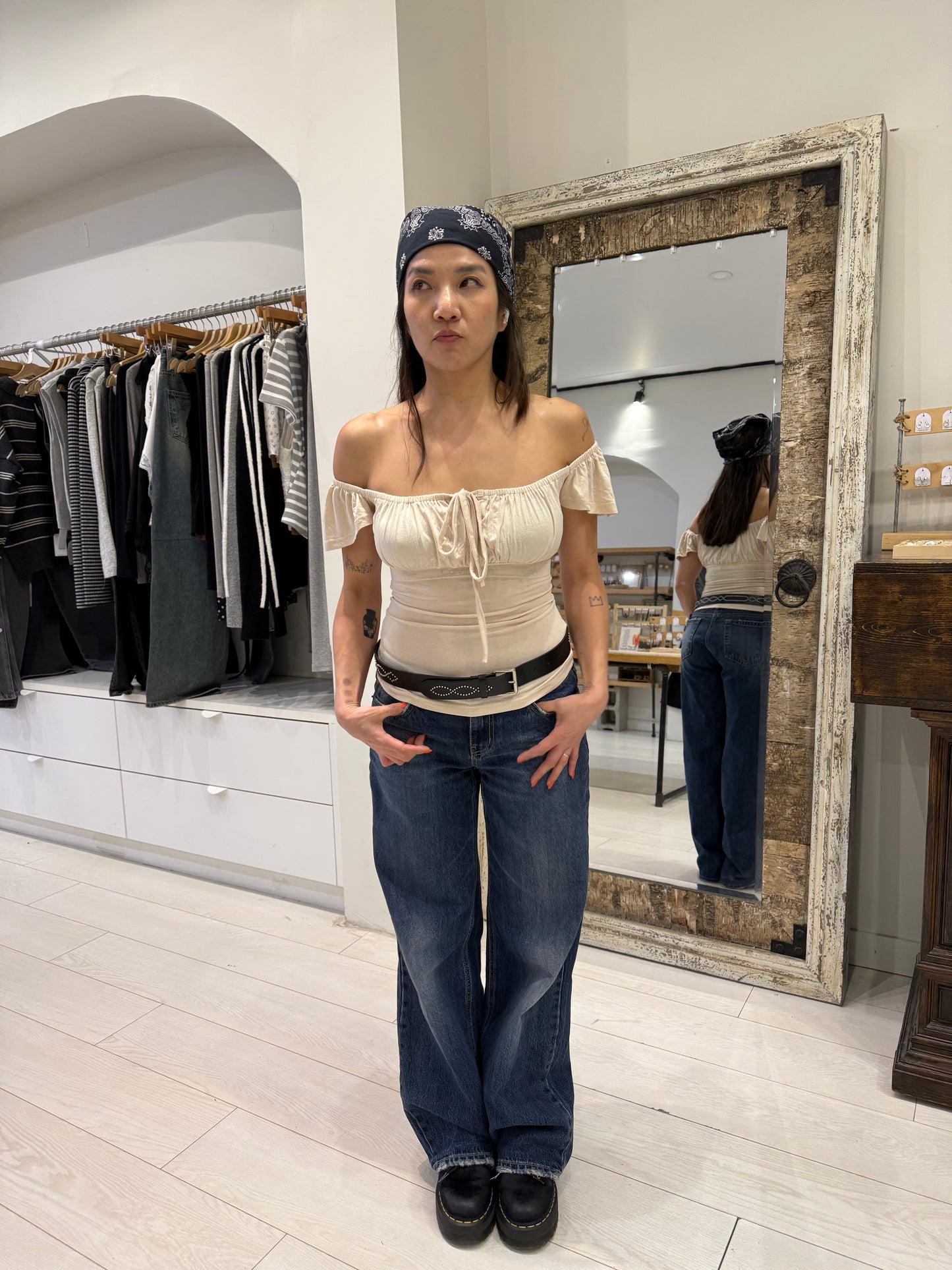 NOA Front tie frill top
