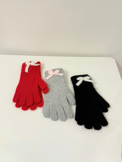 BETTA Bow angora gloves