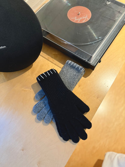 JUNA Stitch gloves
