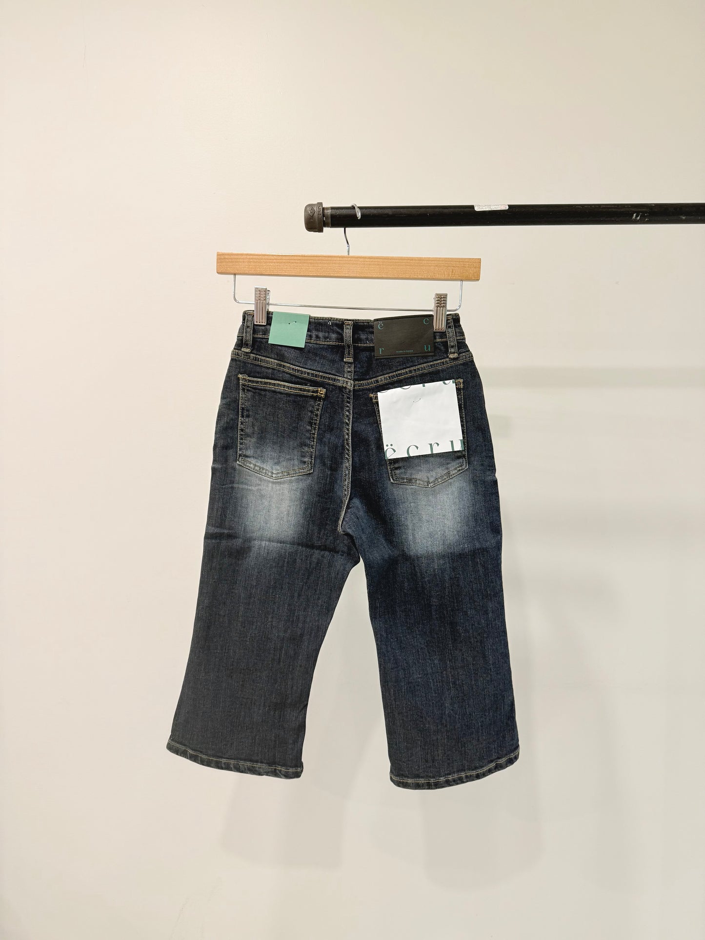 SHARP Acid washed capri jeans