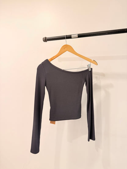 LEGAL One shoulder tee
