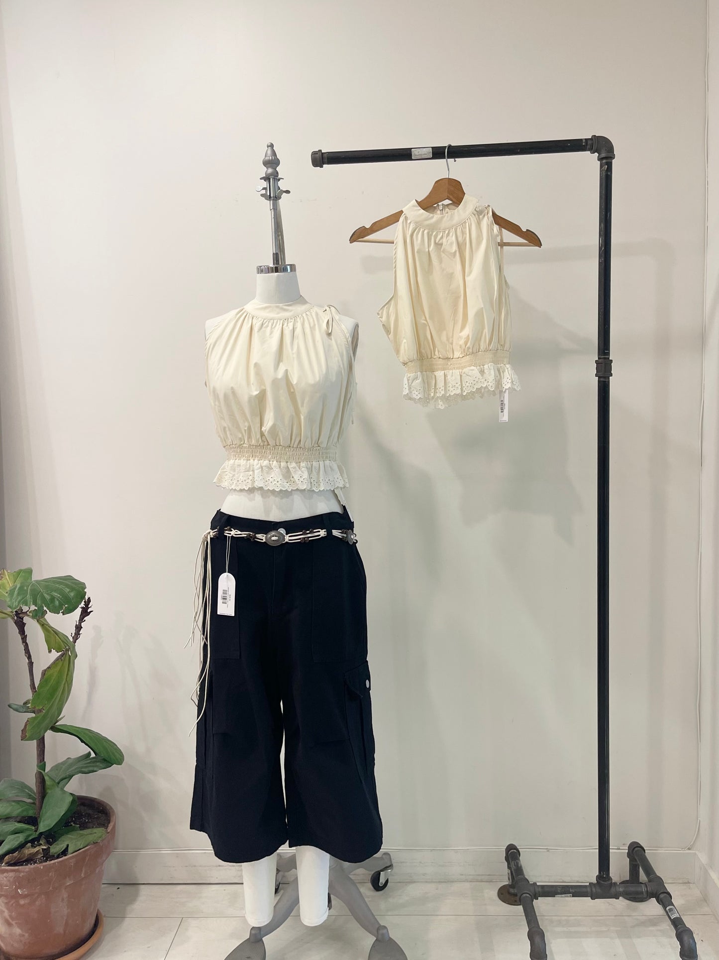 NADIA Ruffled halter blouse