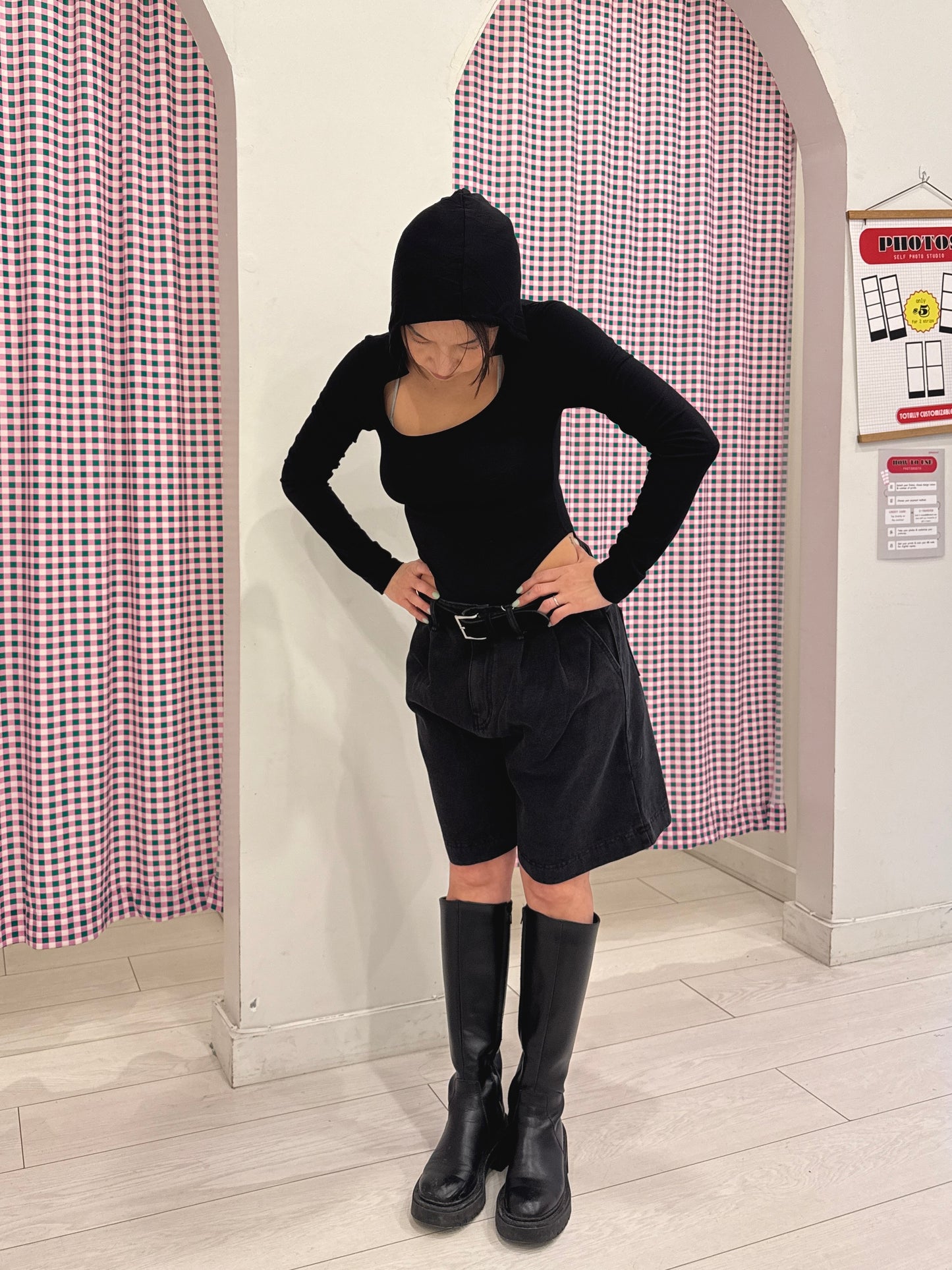 VOICE Black denim shorts