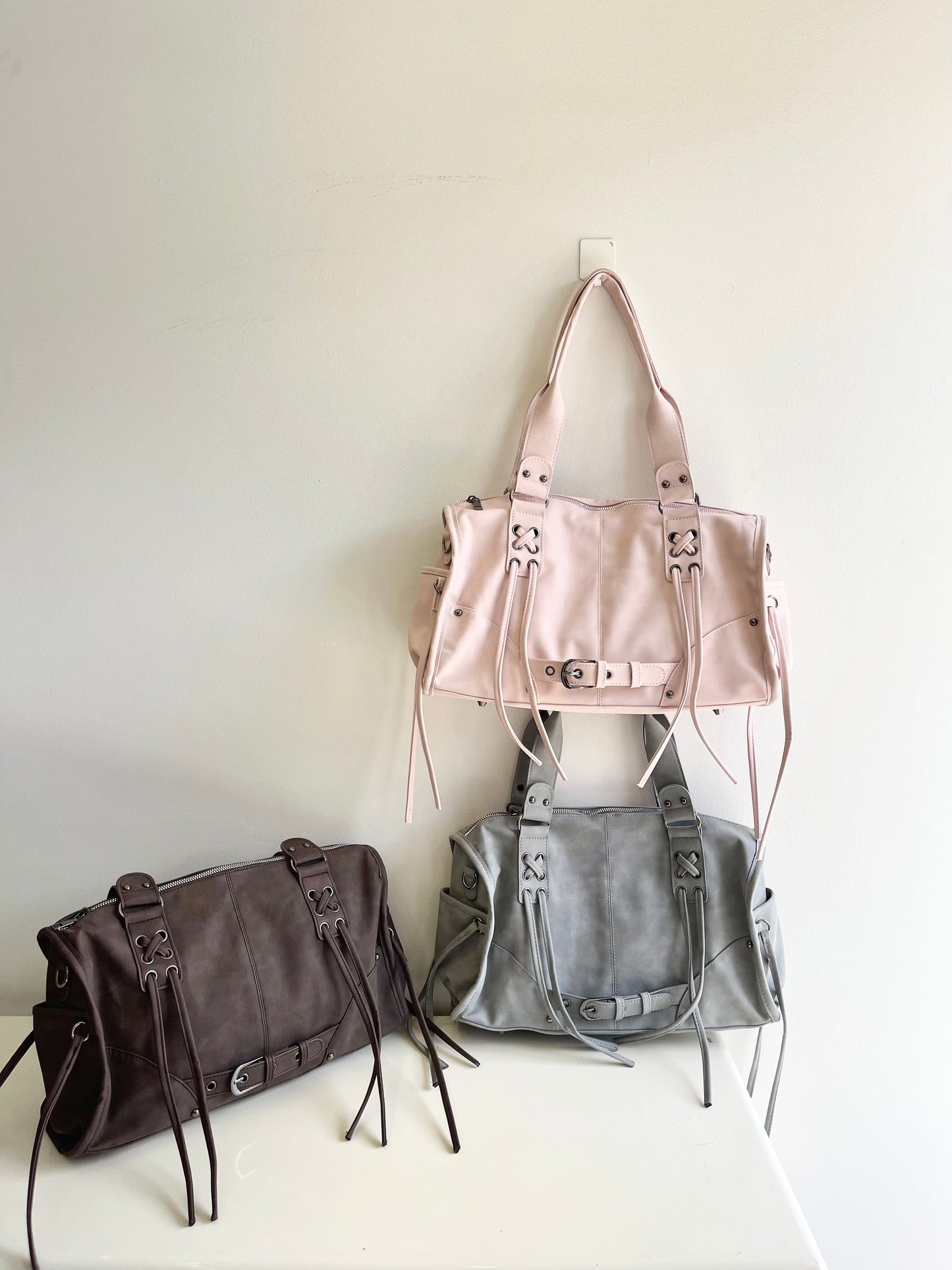 HARLOW Belted washed bag