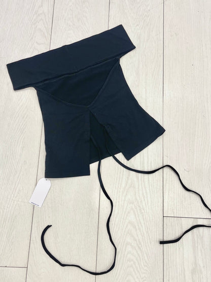 INES Off-shoulder tie-back top