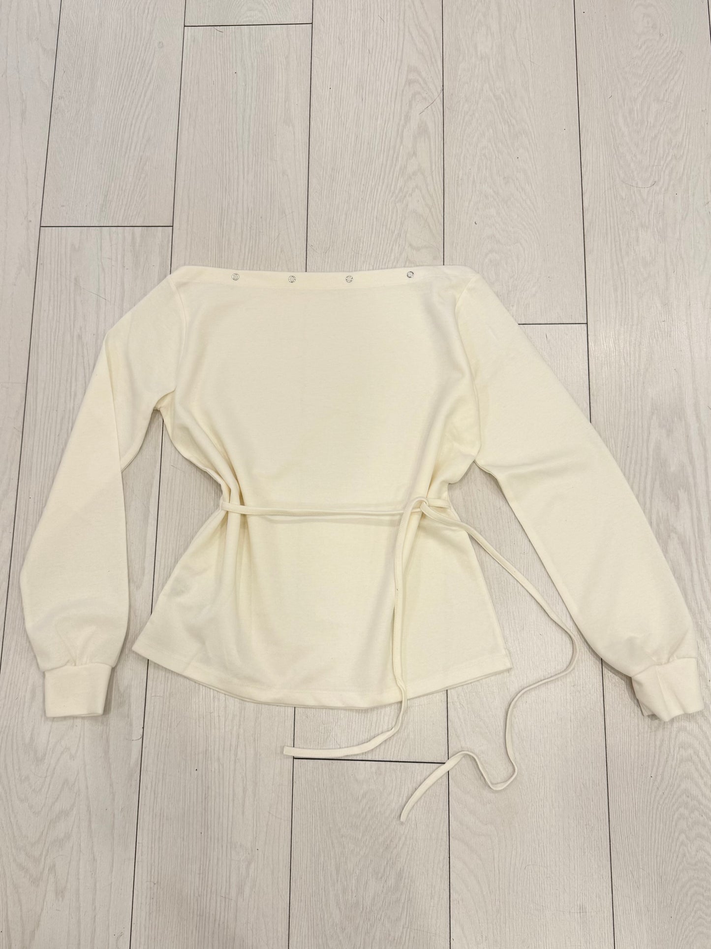 YO Snap button off shoulder top