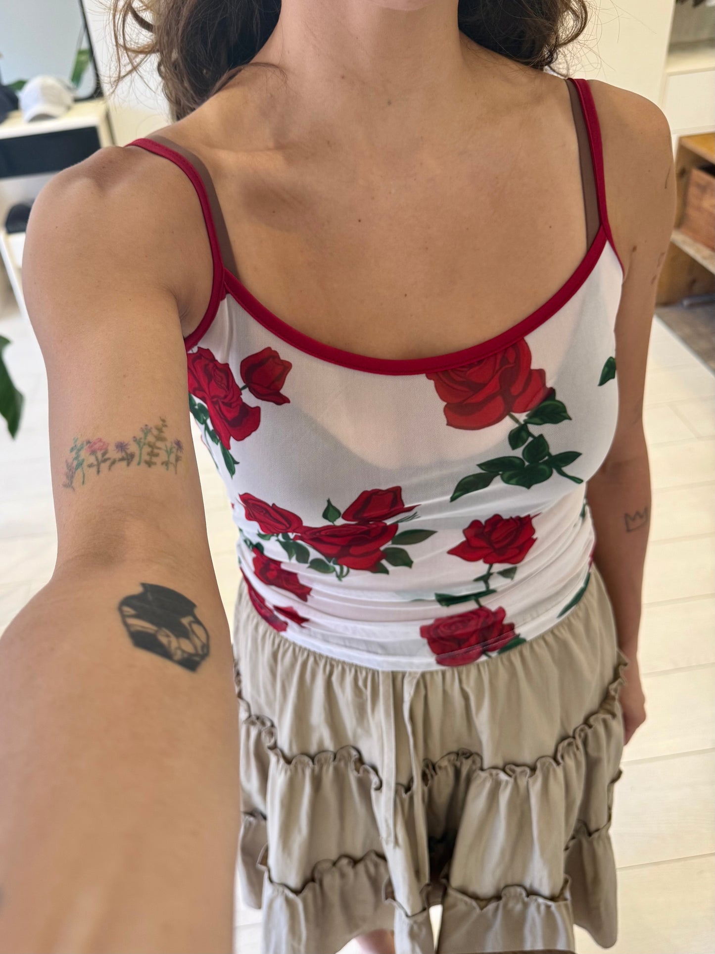 VALERIA Rosy mesh top