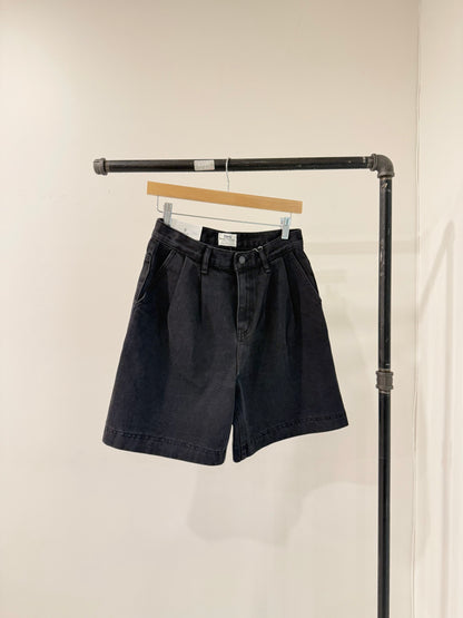 VOICE Black denim shorts