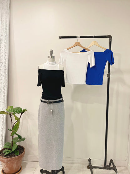 REESE Off-shoulder top