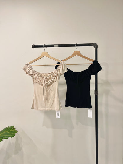 NOA Front tie frill top