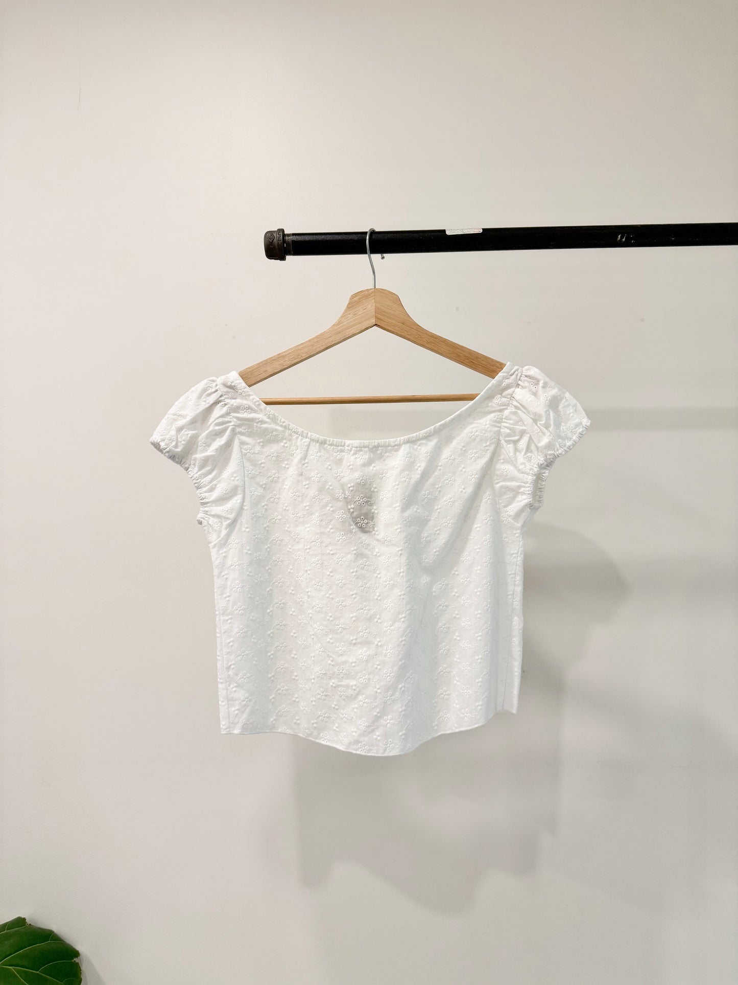 SING Eyelet shirt