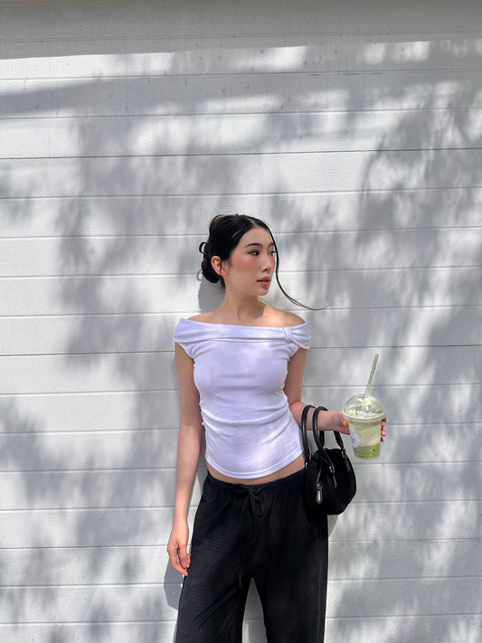 ELLIE Off-shoulder tank
