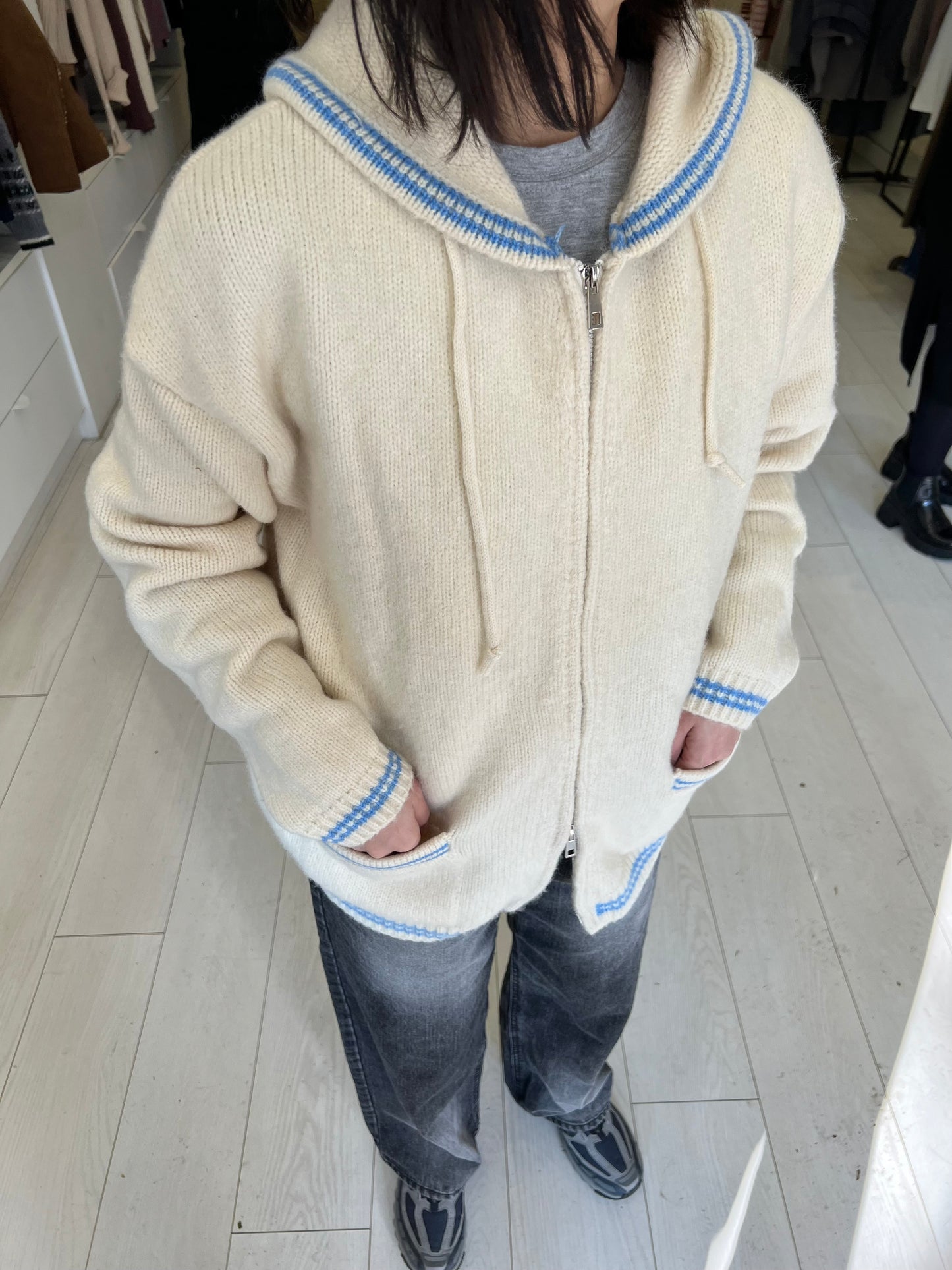 RAEL Hooded zip-up sweater