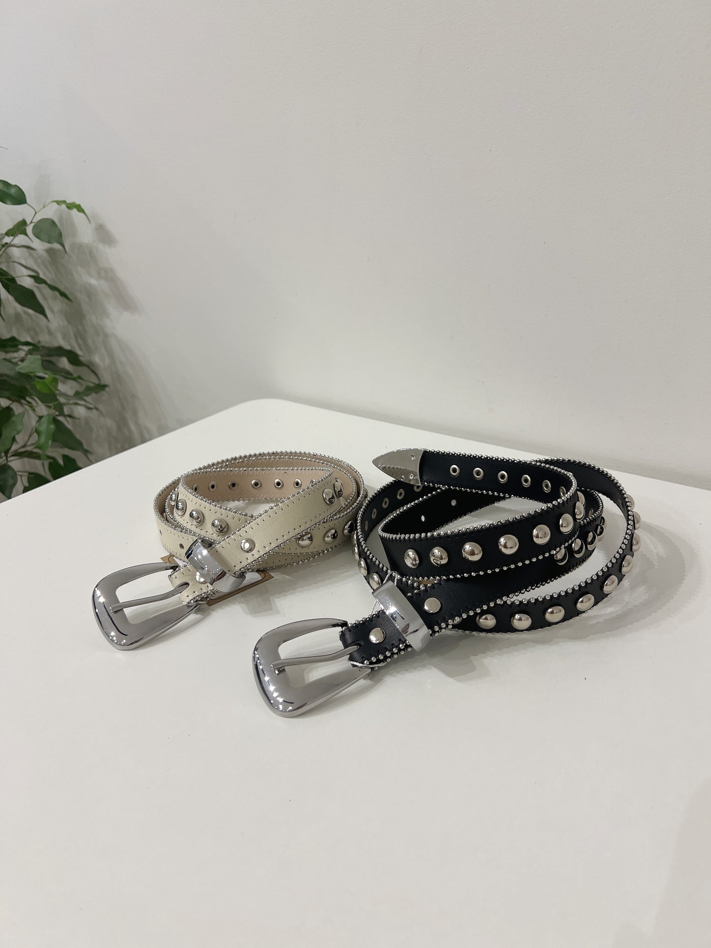 MONTE Studded belt