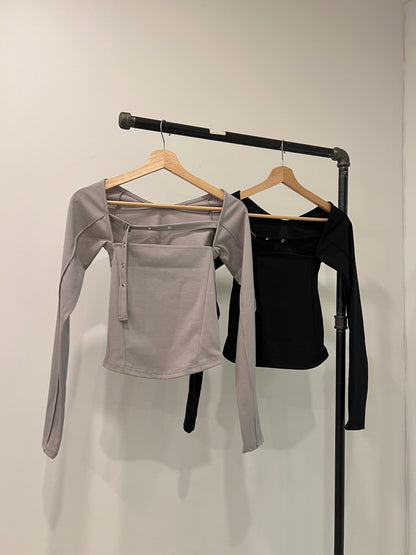 RUDY Belted neckline top