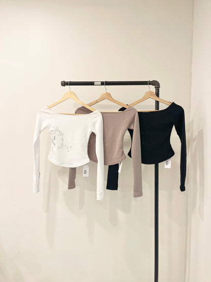 FLEUR Off-shoulder tee
