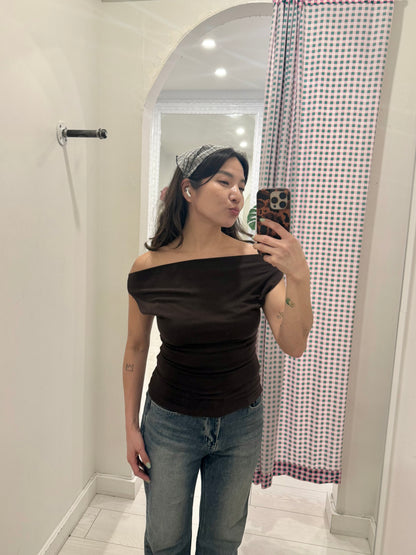 WELL Off shoulder top