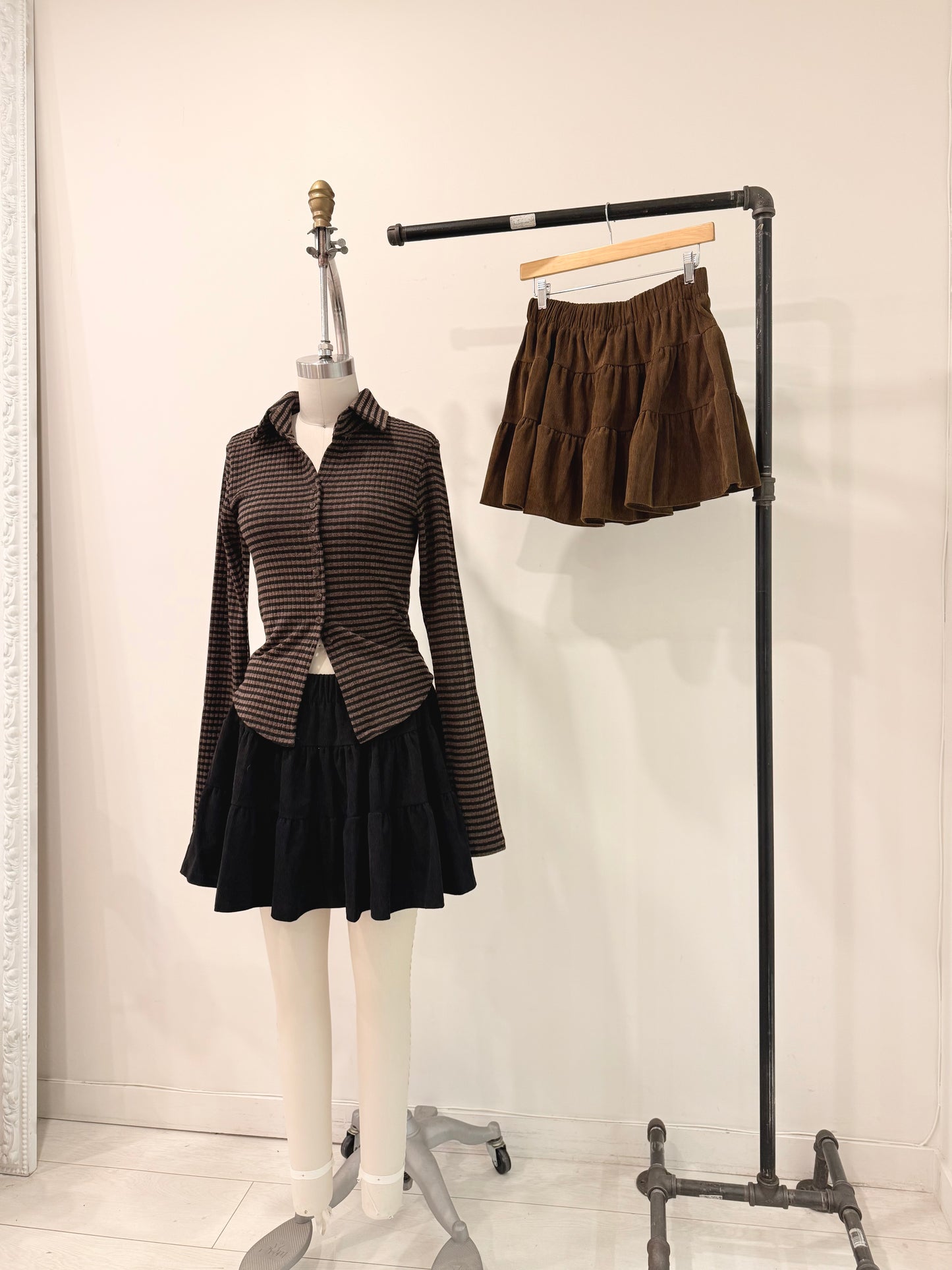 BESSY Corduroy mini skirt