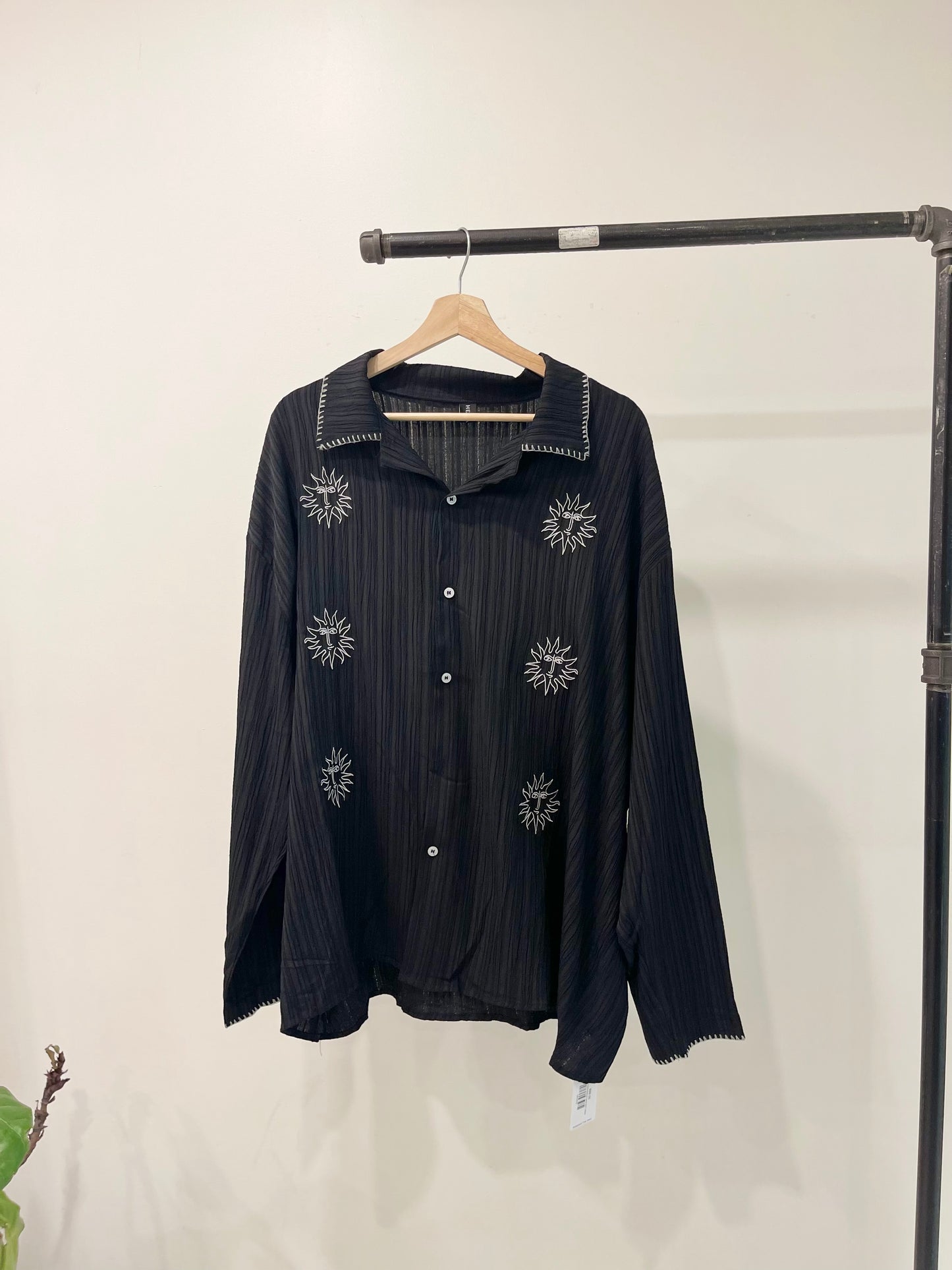 NELL Sun-embroidered camp shirt