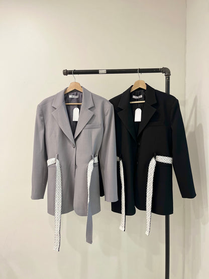 SLOANE Lace-belt boxy blazer