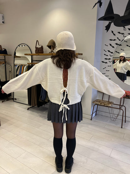 CLINE Backless sweater