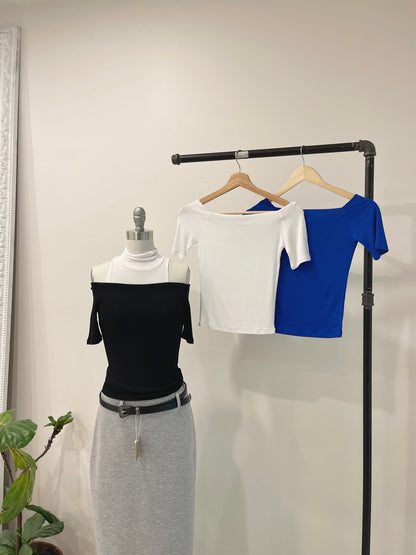 REESE Off-shoulder top