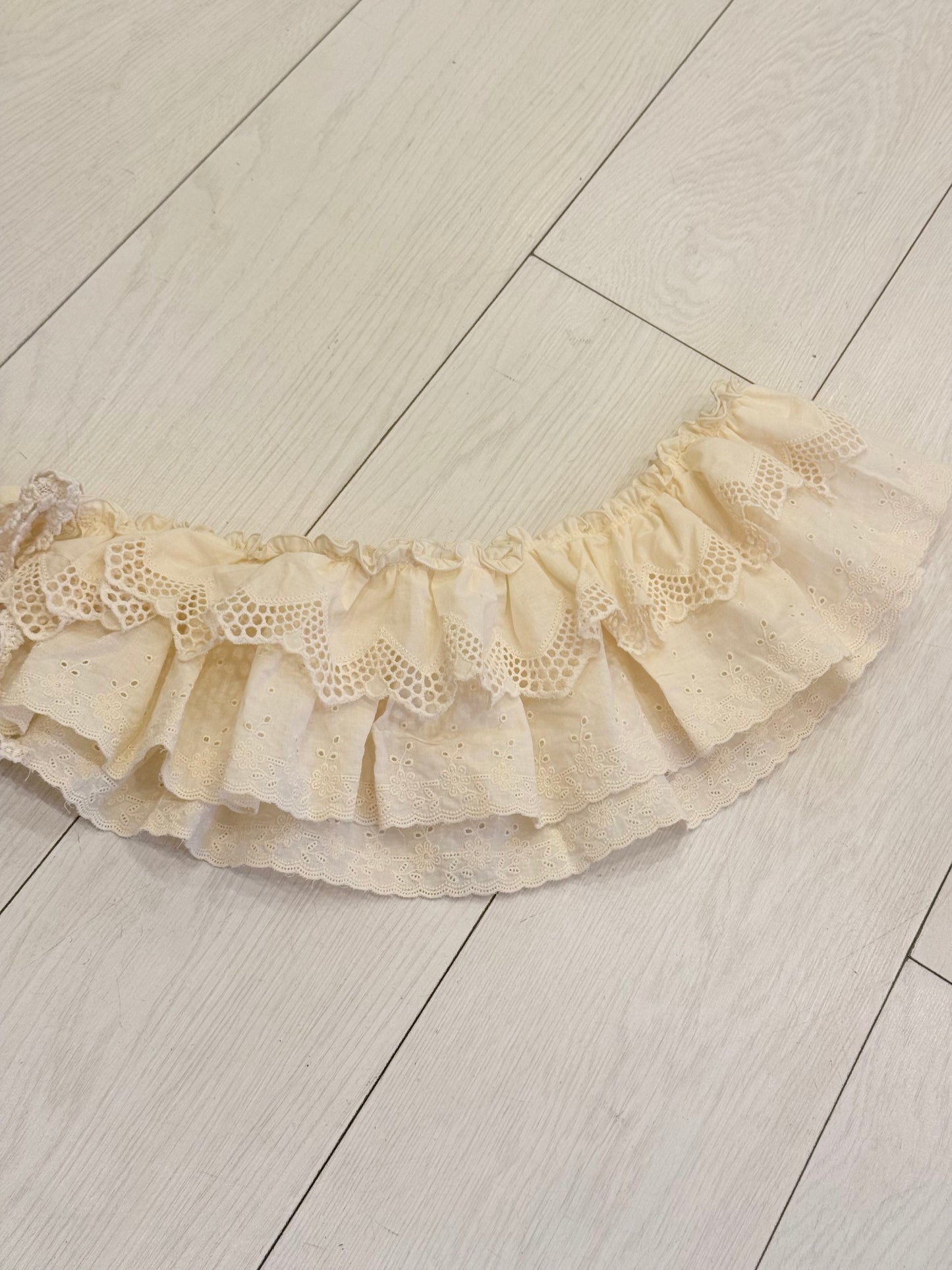 HAN Embroidery wrap skirt