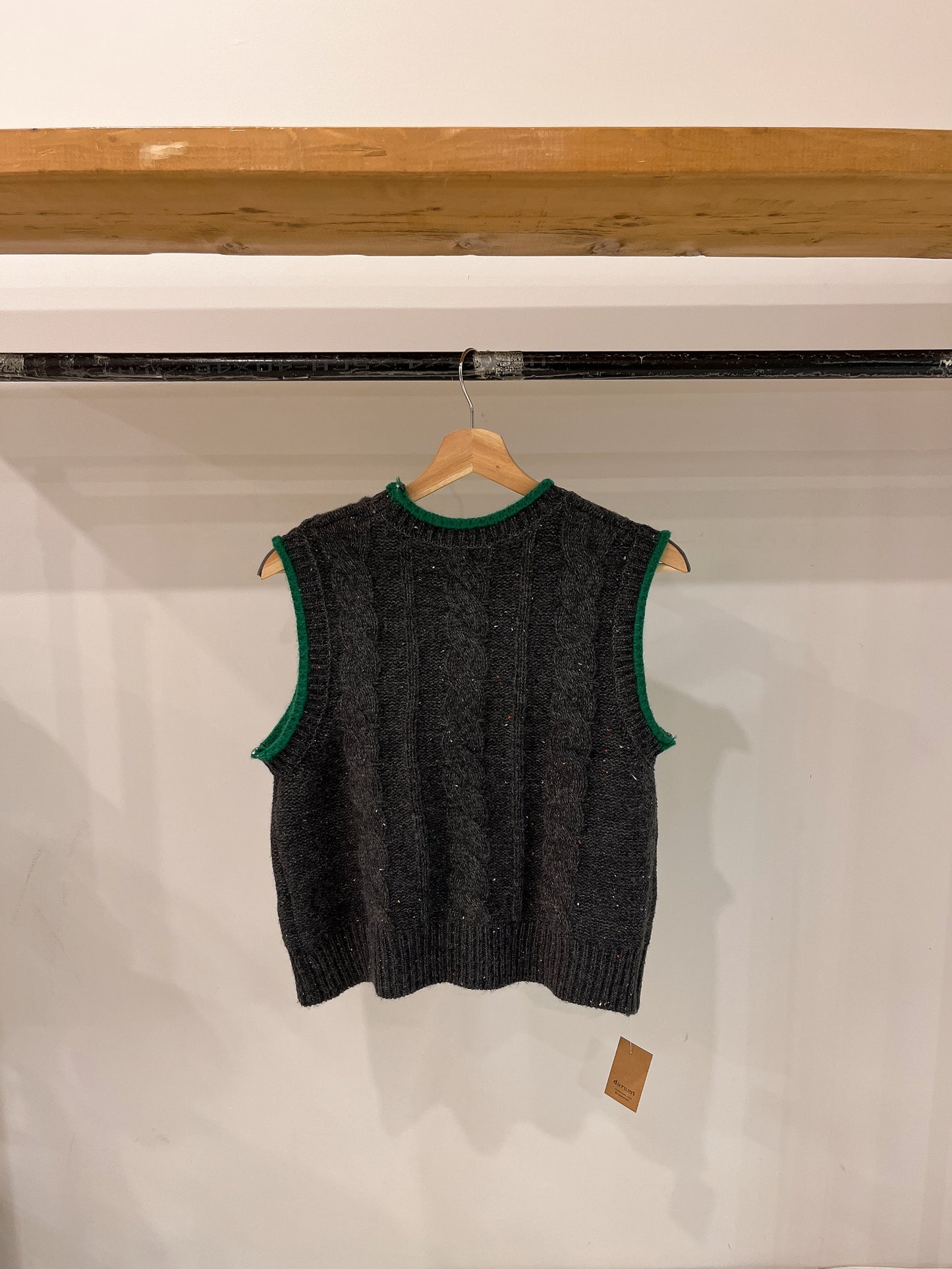 GAROM Speckled cable-knit vest