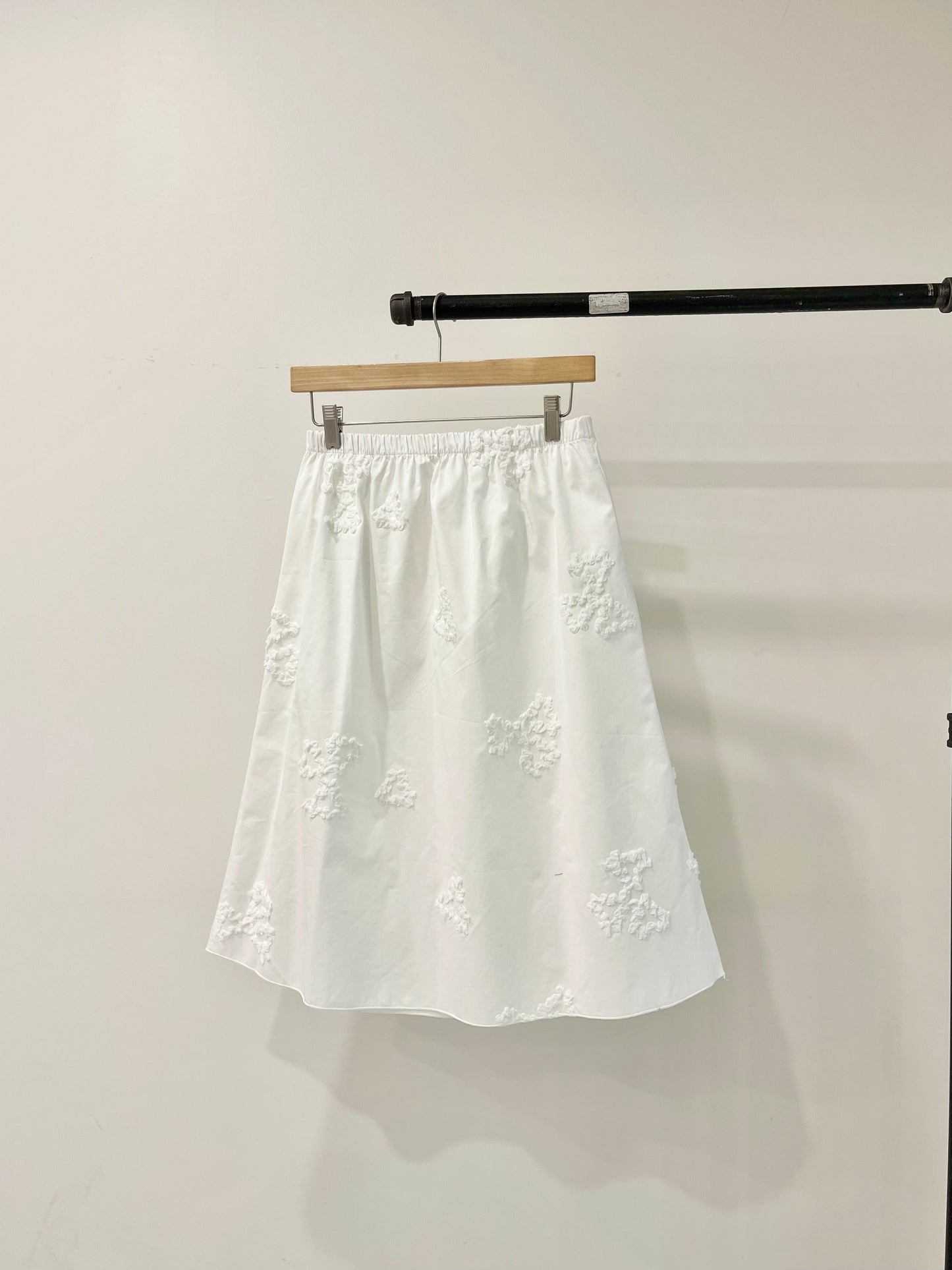 POSY Floral-embroidered midi skirt