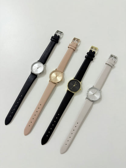 HIDDEN Leather watch