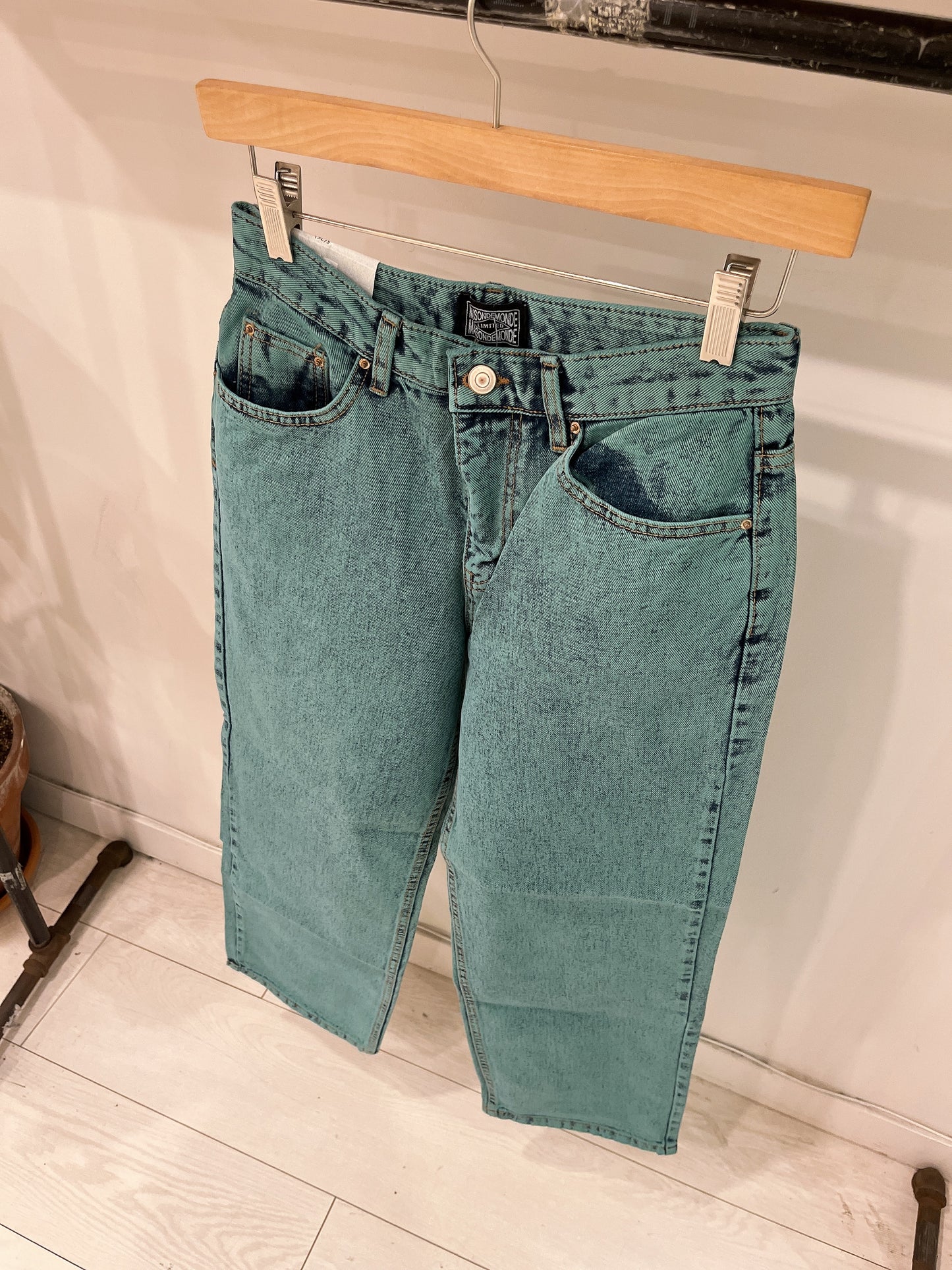 KADO Green washed jeans