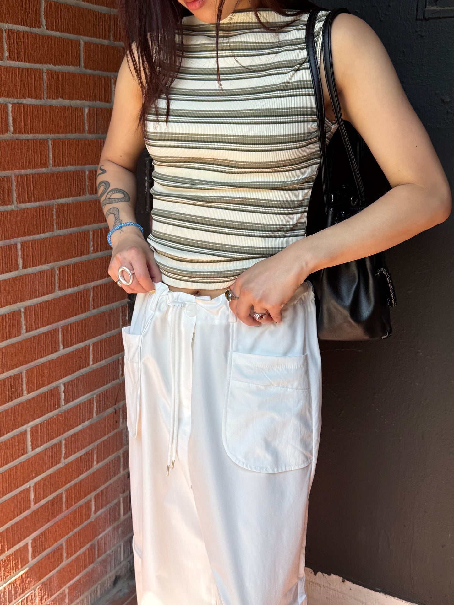 AGNES Boatneck tank