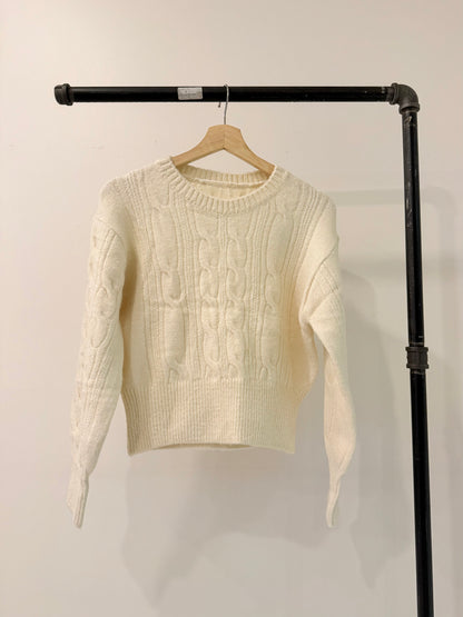 TIDE Cable-knit sweater