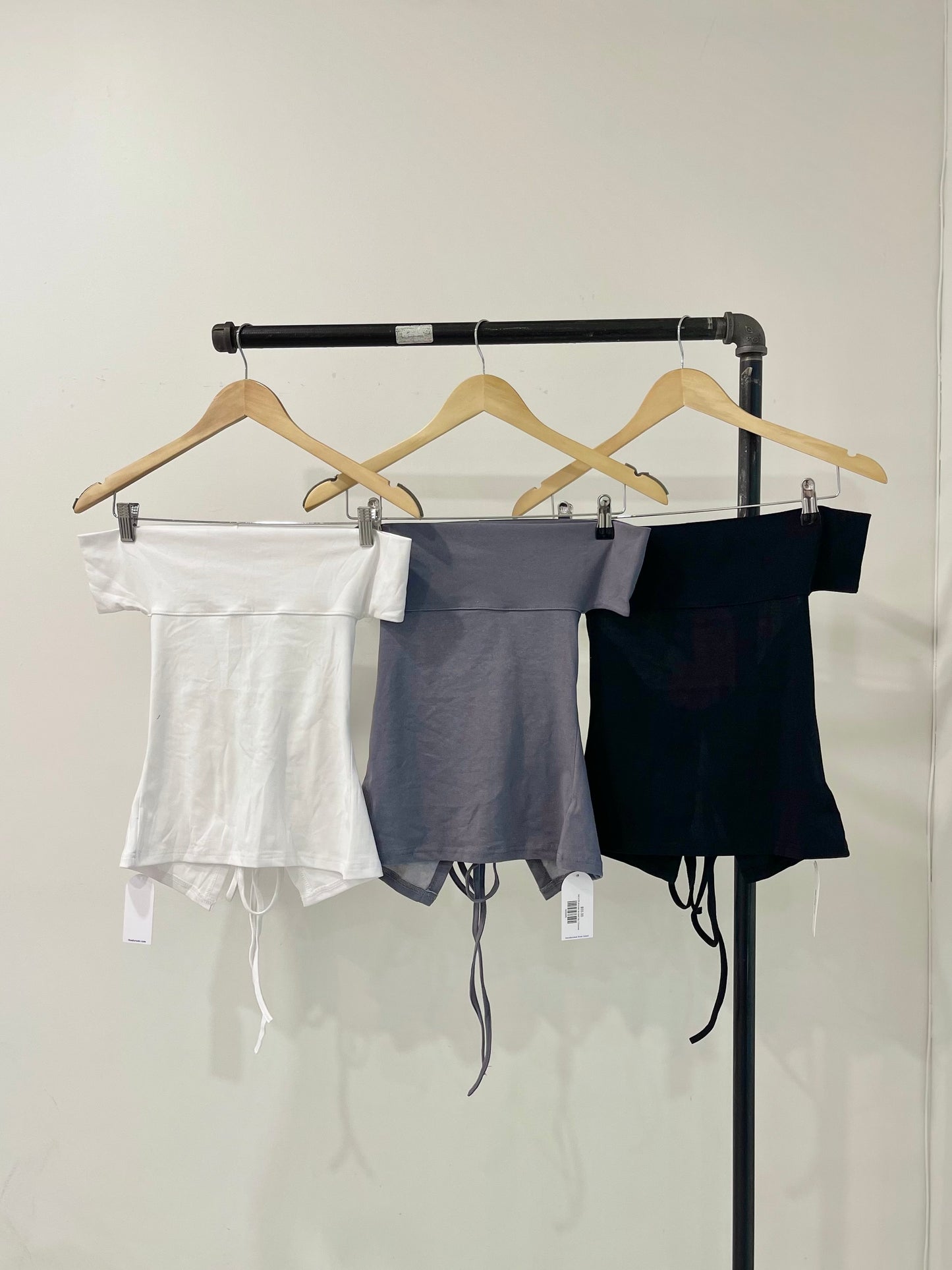 INES Off-shoulder tie-back top